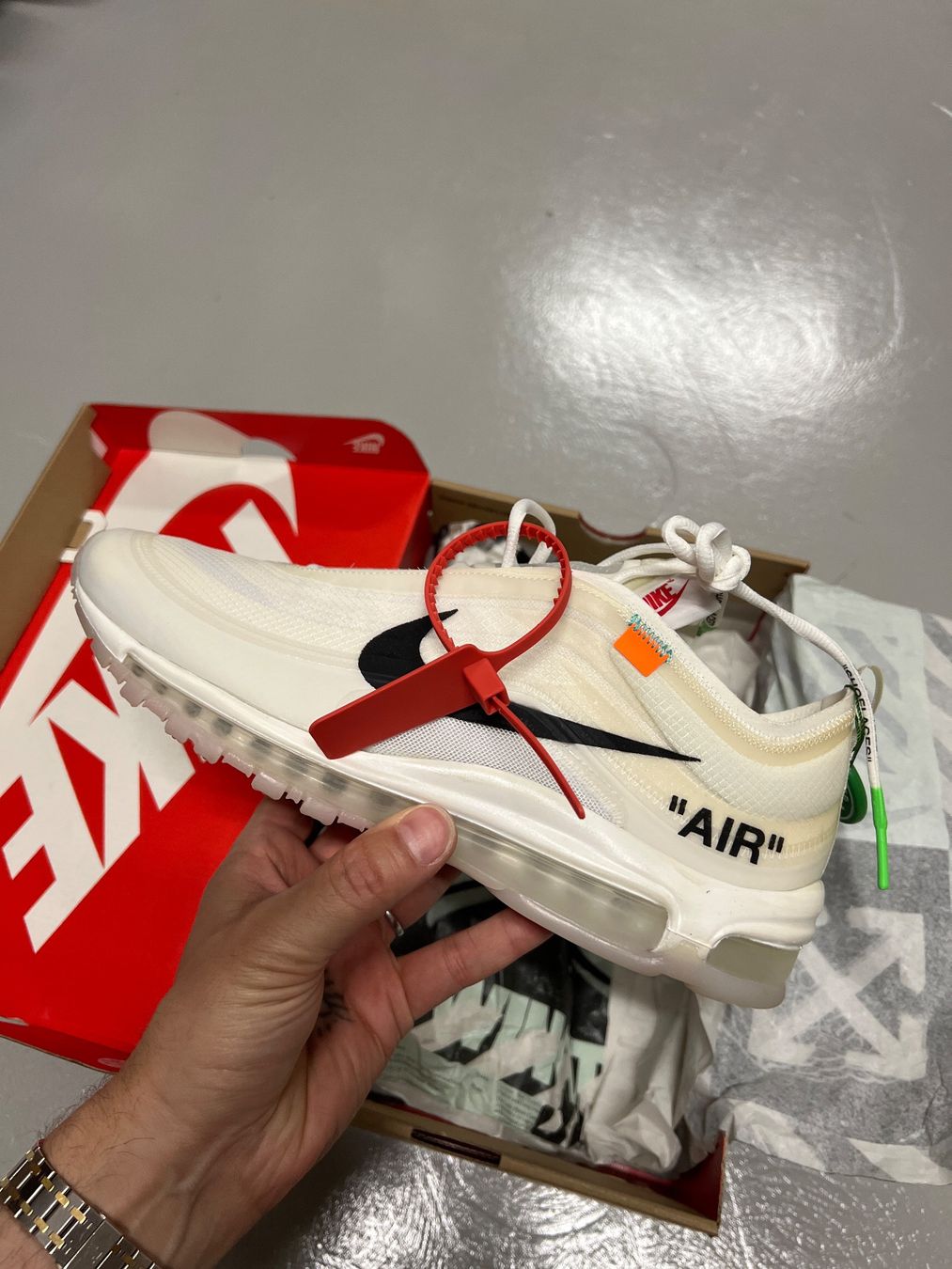 Nike Scarpe da uomo: Air Max 97 Off-White - EU 45.5 – Nuovo e nell'imballaggio originale da Bern venduto da ElevenFive