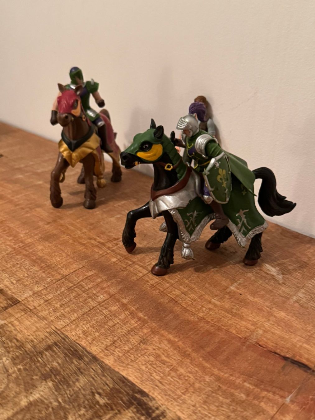 Statuette: Simba Ritterfiguren Set mit 2 Pferden und 3 Mann, Konvolutt – Usato da Uhwiesen venduto da mic_kd6g 5