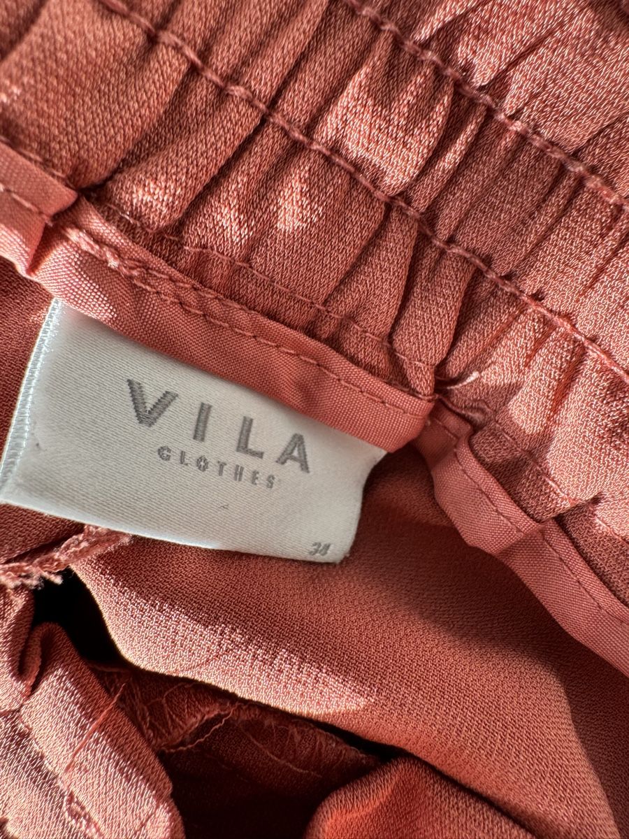 Pantaloni: Vila Hose, Gr. 35, rostrot – Nuovo (secondo la descrizione) da Utzenstorf venduto da ana.hh 3