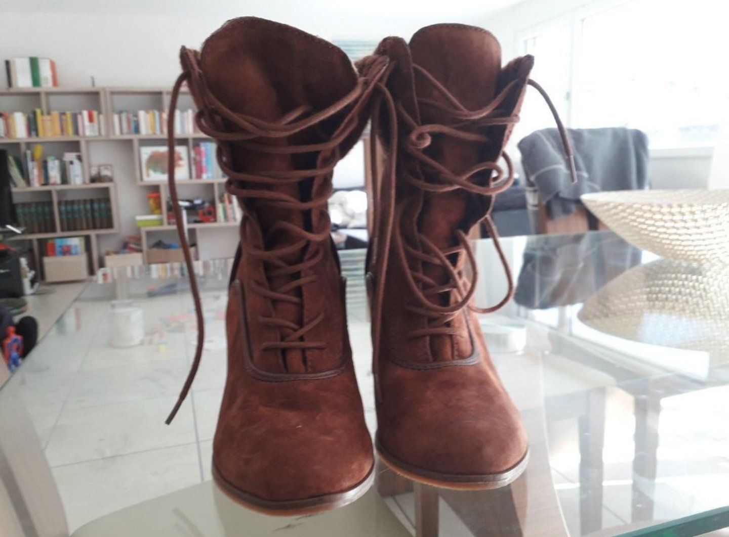 Damenschuhe: Leder Stiefeletten – Gebraucht aus Salenstein von Silly...0 2