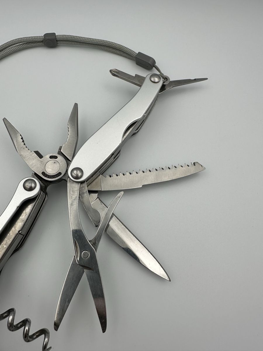 Coltelli tascabile: Neuwertiges Multitool mit Zange - Outdoor/Camping – Usato da Schwende venduto da weesli 3
