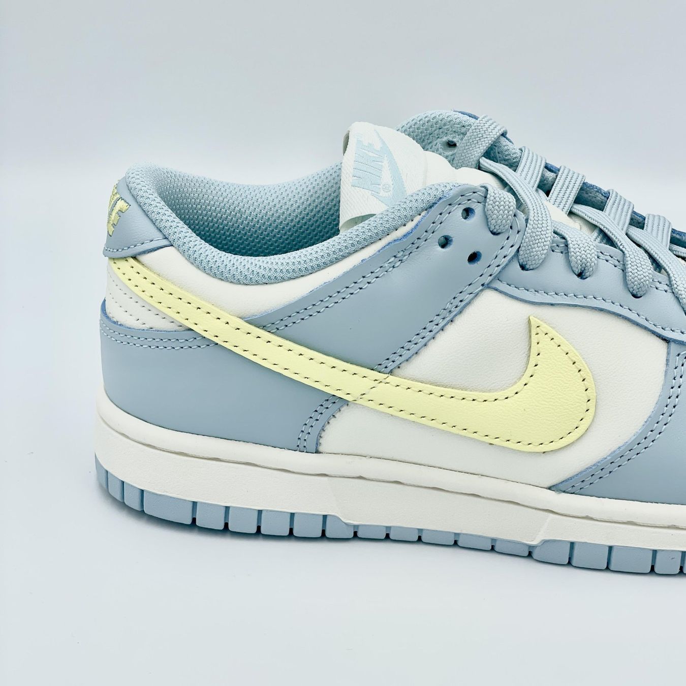 Nike Damenschuhe: Nike Dunk Low Light Blue Ocean Bliss EU 38 – Neu und originalverpackt aus Erlinsbach von sasneakers 3