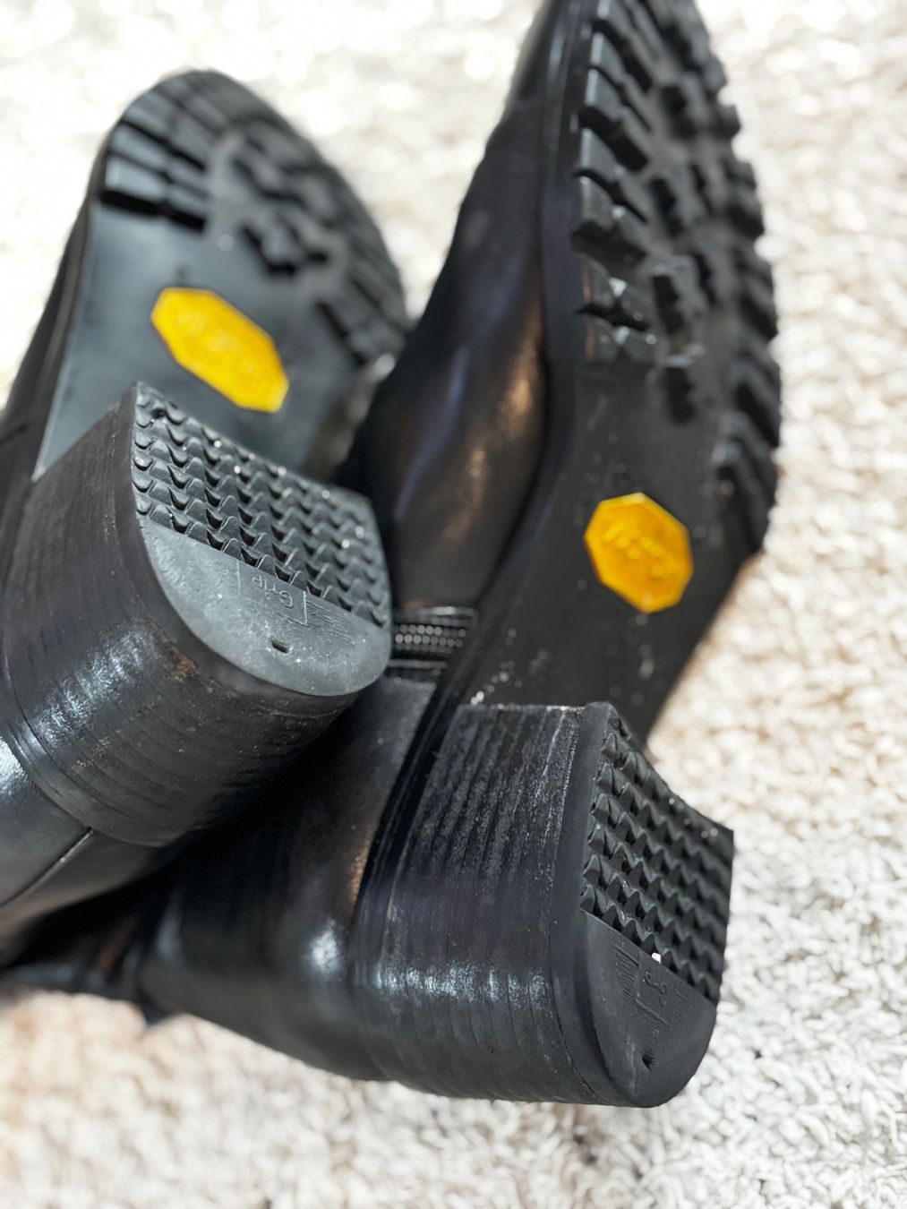 Vibram Scarpe da donna: Leather boots -  Vibram size 39 – Usato da Cully venduto da Maar_K 4