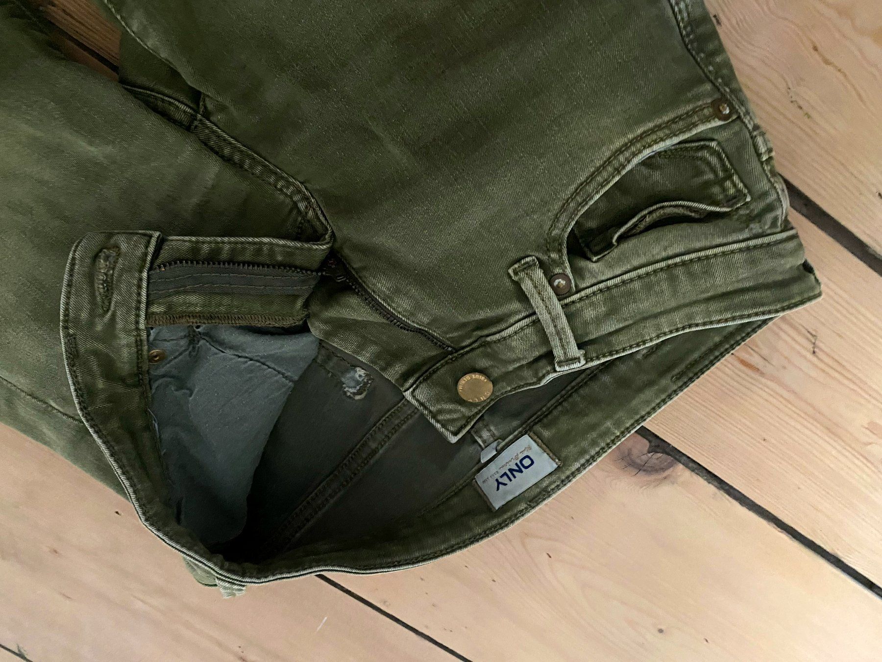 Only Jeans: Grüne Jeans Shorts – Usato da Zürich venduto da sultaninchen 1