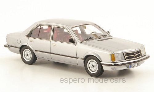 Opel Modellini d'auto: Opel Commodore C Limousine 1978-1982 silber met.     1:43 – Nuovo e nell'imballaggio originale da Gerlafingen venduto da espero88