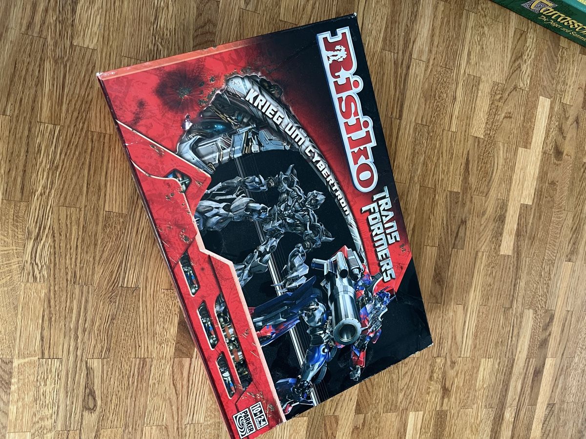Hasbro Giochi: Risiko Transformers Edition - Krieg um Cybertron – Usato da Bern venduto da stef_ha