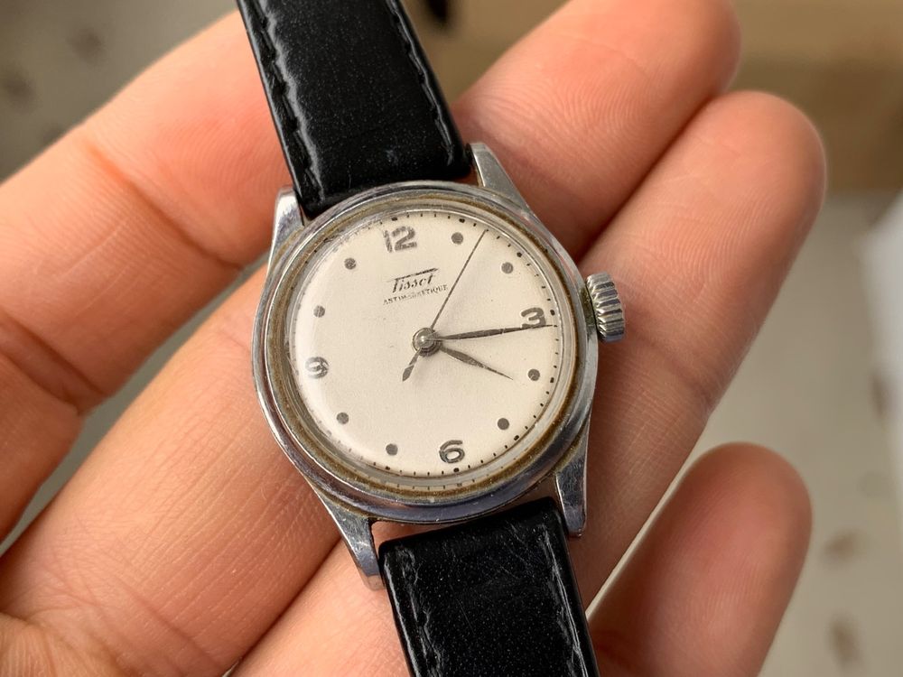 Montre Mécanique Dame Vintage - Mouvement Manuel, Aiguilles, Style Rétro