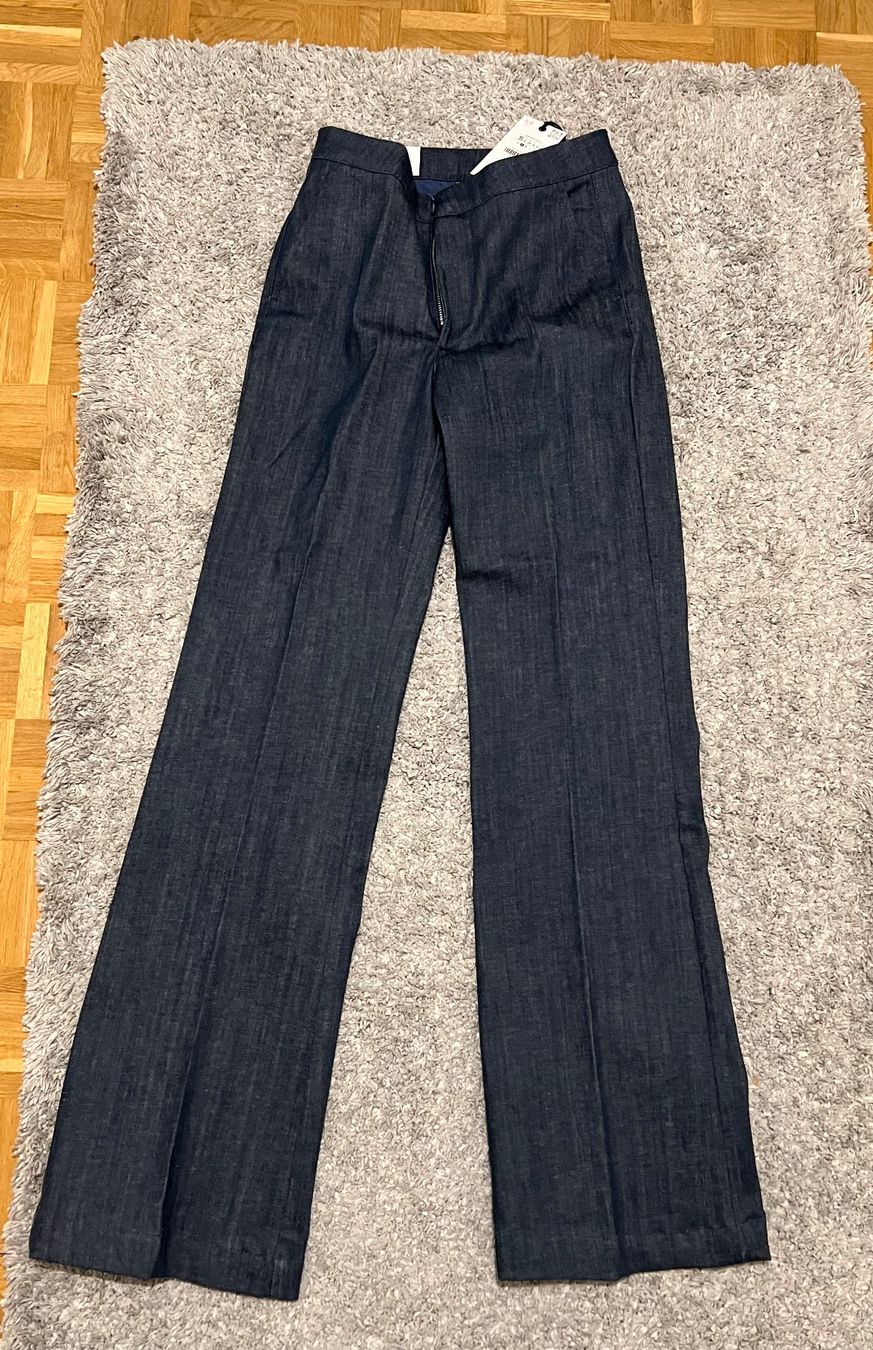 Zara Pantaloni: ZARA Dunkelblaue Hose | elegante Hose – Nuovo (secondo la descrizione) da Wittenbach venduto da DGB_xoxo