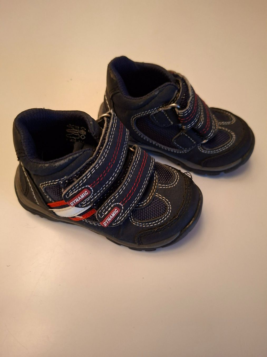 Scarpe per ragazzi: Halbschuh mit Klettverschluss – Usato da Lohn SH venduto da Zwierbel 2
