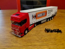 Herpa Scania CS mit Schiebeplanenauflieger 1:87