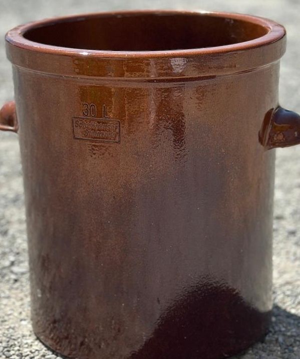 Töpfe: Steinguttopf 30 Liter braun mit Henkeln – Gebraucht aus Schellenberg von wohlfab