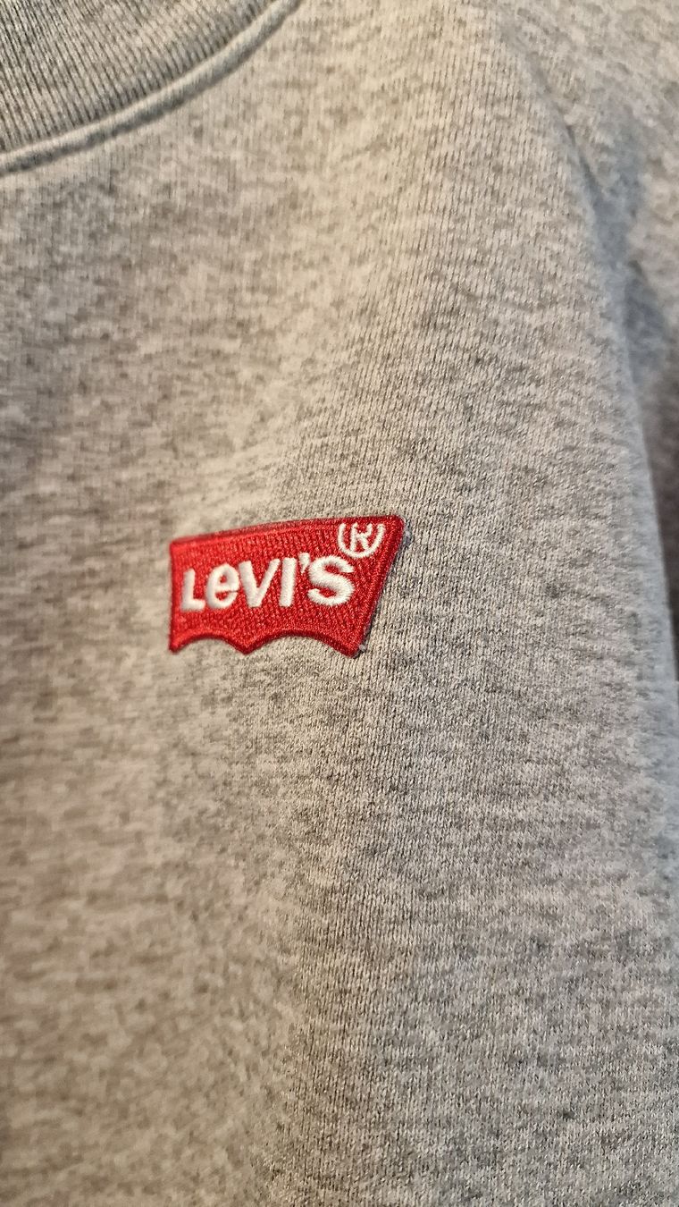 Levi's Maglioni & Felpe: Sweater von Levi's Grösse L – Usato da Eisten venduto da _saskiia_ 1