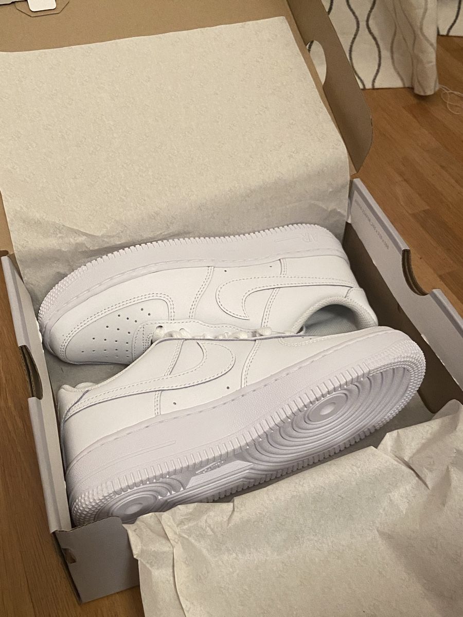Nike Scarpe da uomo: Nike Air Force 1 – Nuovo e nell'imballaggio originale da Le Lignon venduto da Ana2831 4
