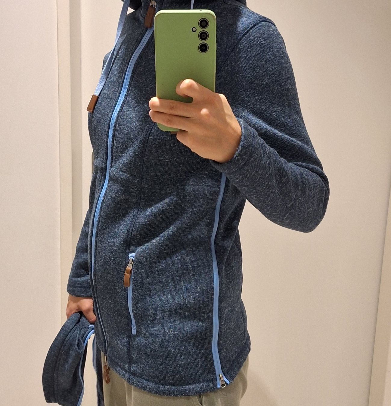 Vestes: Fleecejacke Umstand oder Tragejack S/36 – D'occasion à Bad Zurzach par han_5znm 2