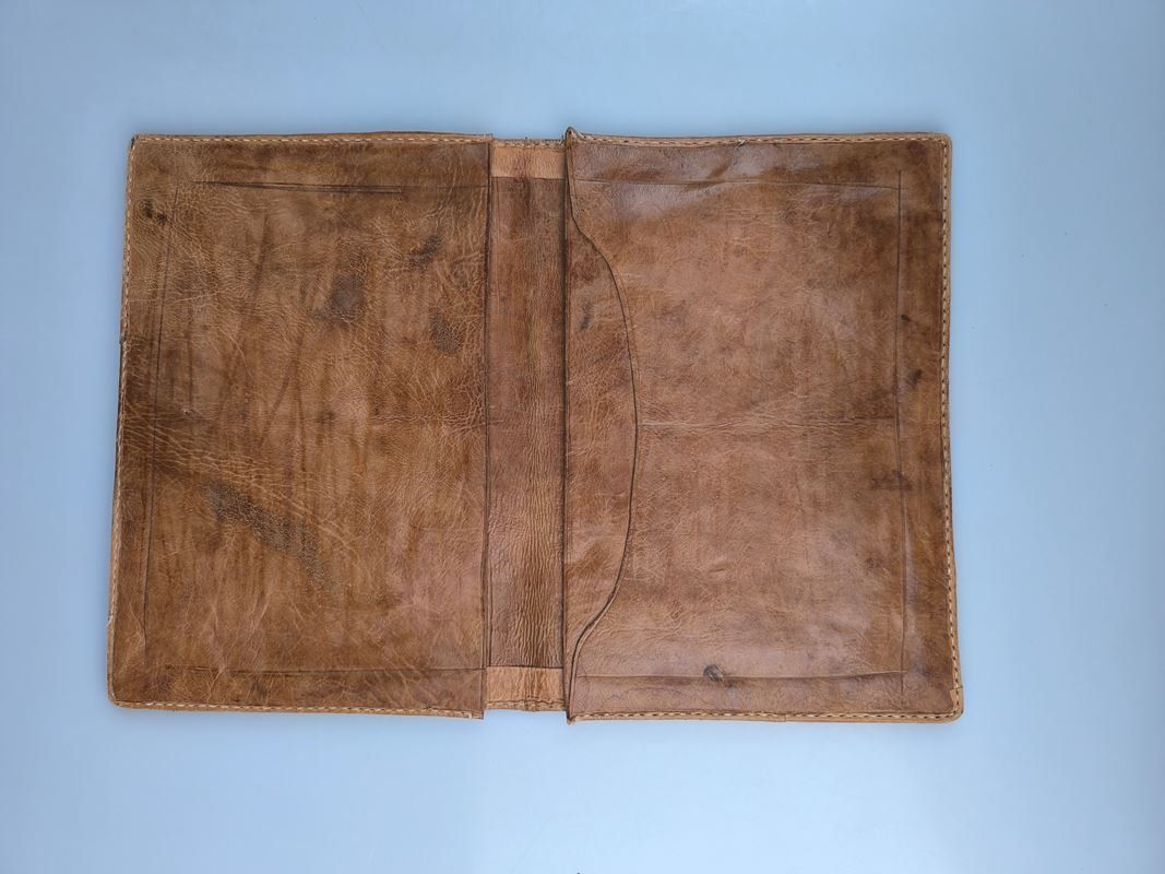 Koffer & Taschen: Leder Mappe – Gebraucht aus Rüti ZH von Restwert_Rueti_ZH 1