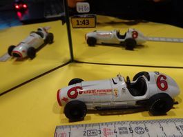 Maserati 375 1952  1:43 (ohne Box) Brumm IT >  (H10)