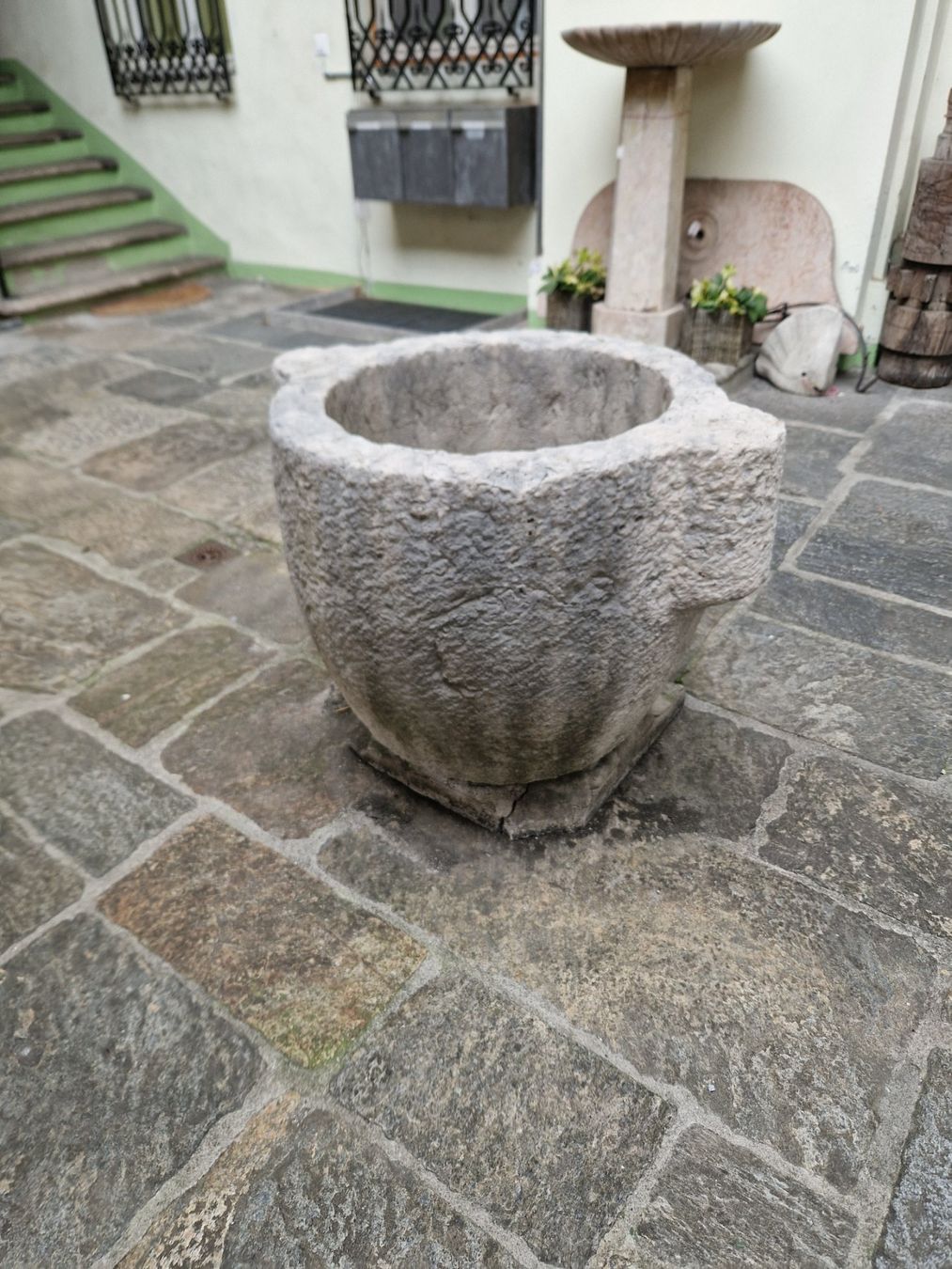 Altro per cucinare: Mortaio in pietra – Usato da Locarno venduto da BellTicino 1