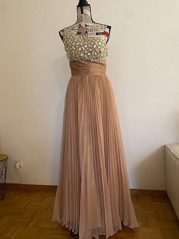 Robes: Abendkleid – D'occasion à aarau par Blejonline78