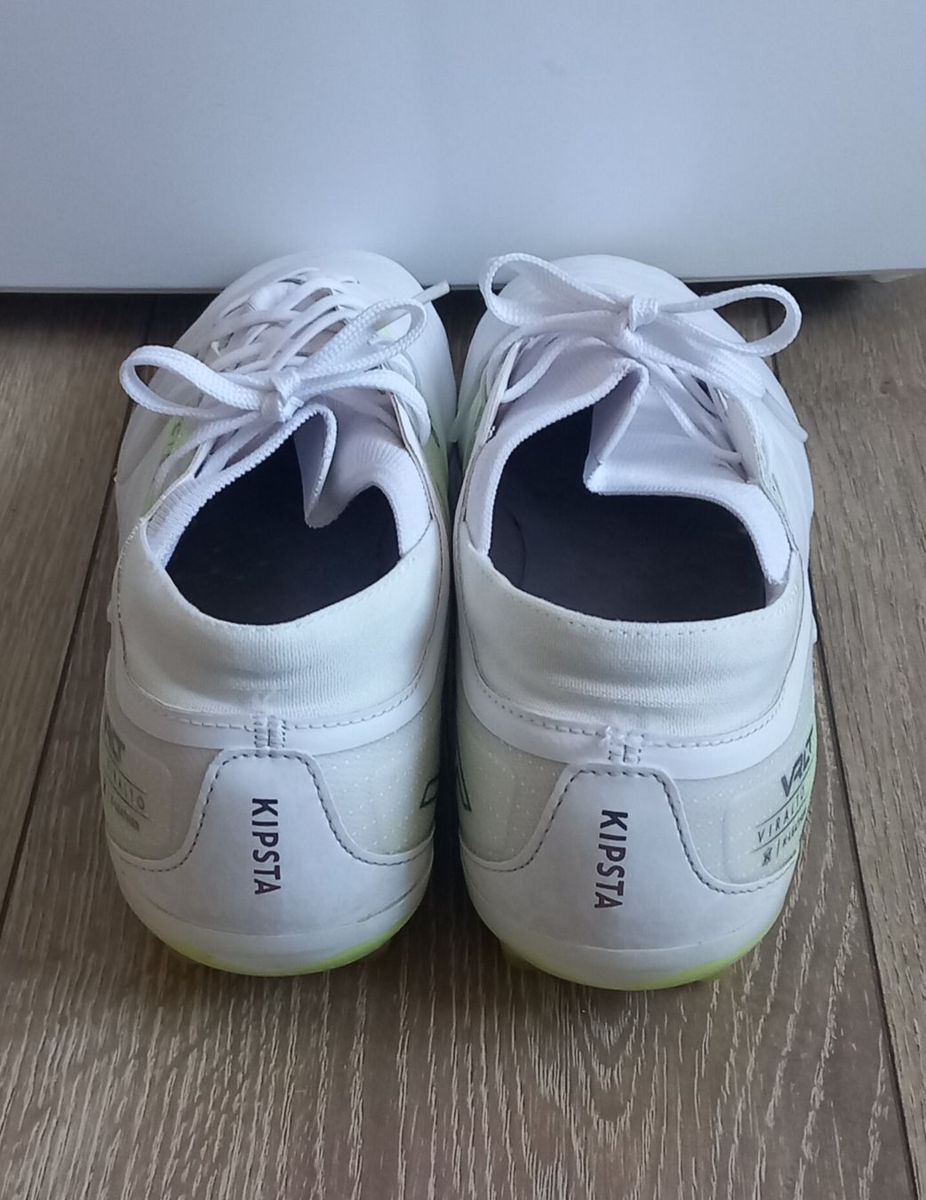 Scarpe da uomo: Fussballschuhe 44, weiss – Usato da Rorbas venduto da siramad 3