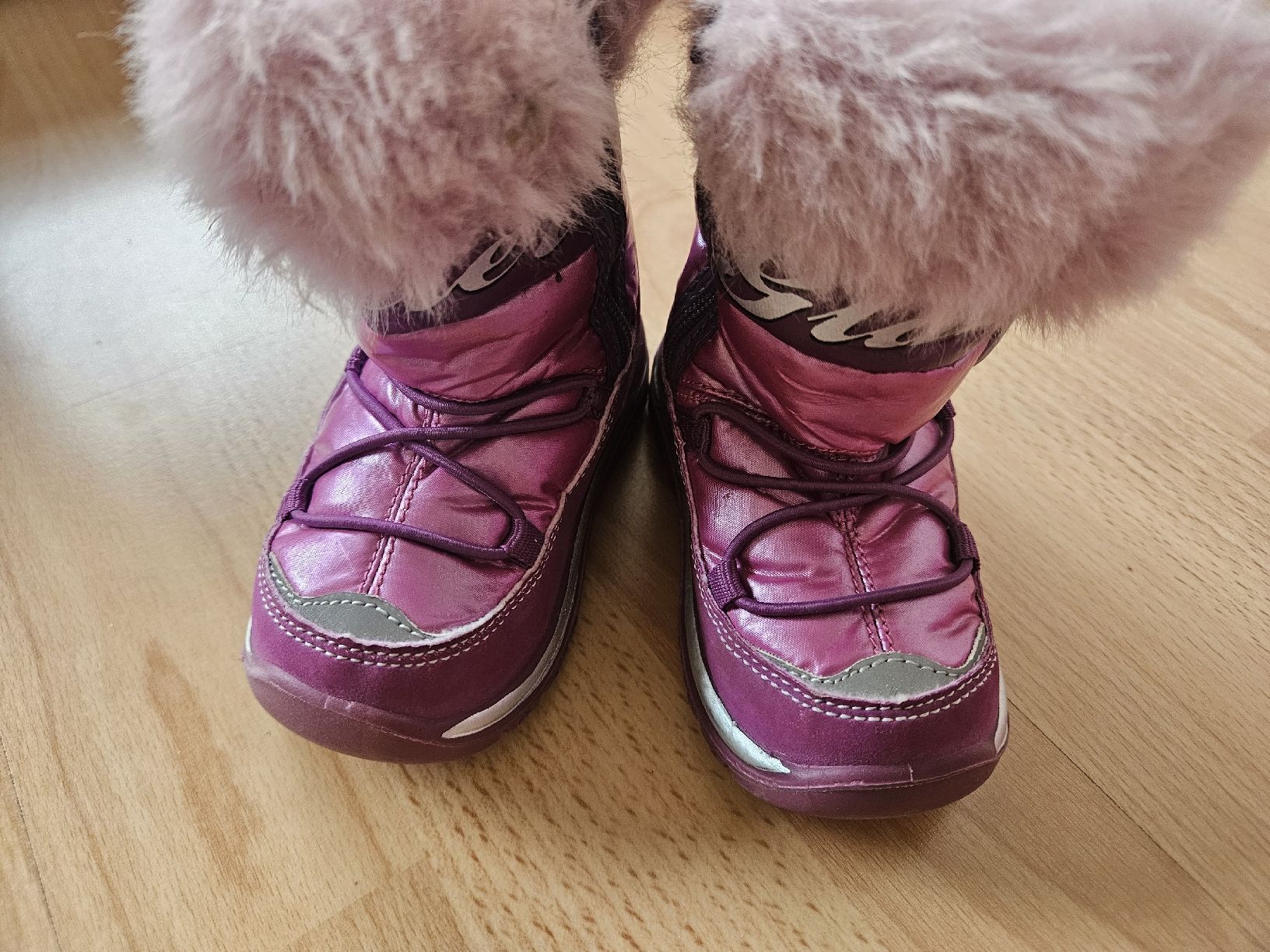 Schuhe für Mädchen: Winterstiefel Gr. 21 – Gebraucht aus Zürich von Kris8050 9