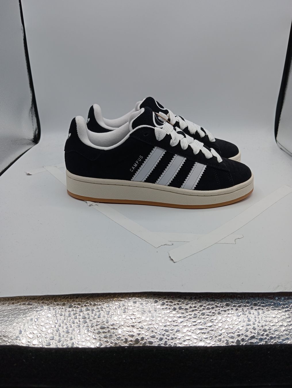 Adidas Scarpe da uomo: Adidas Campus 00s Core Black EU 38 2/3 – Nuovo e nell'imballaggio originale da Schaffhausen venduto da outlez
