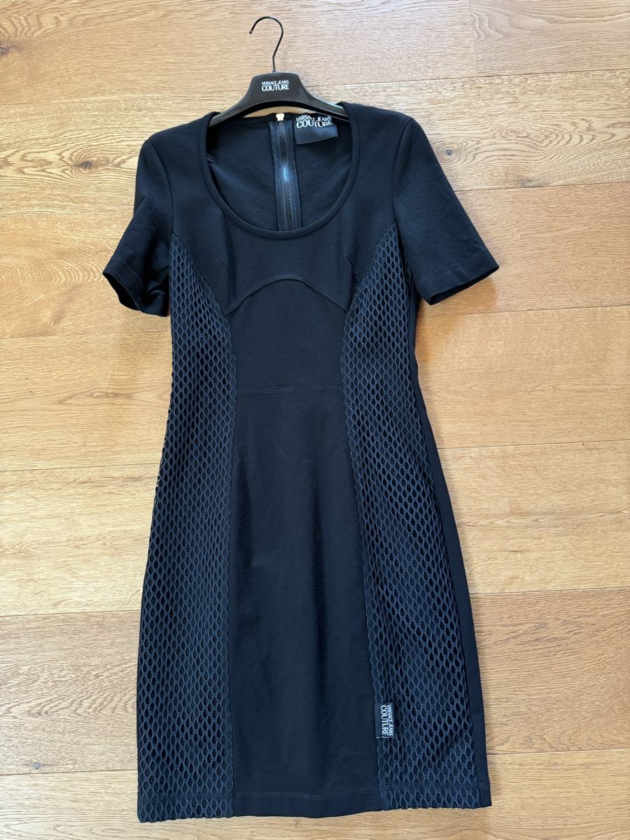 Versace Kleider: Versace Jeans Couture Kleid, schwarz, Gr. 40 – Neu und originalverpackt aus Seon von noe_zz6w
