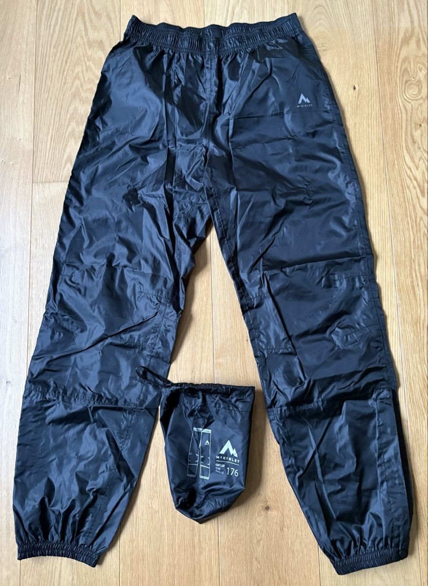 Mckinley Hosen: McKinley Regenhose Grösse 176 – Neu (gemäss Beschreibung) aus Eglisau von SN_BEX