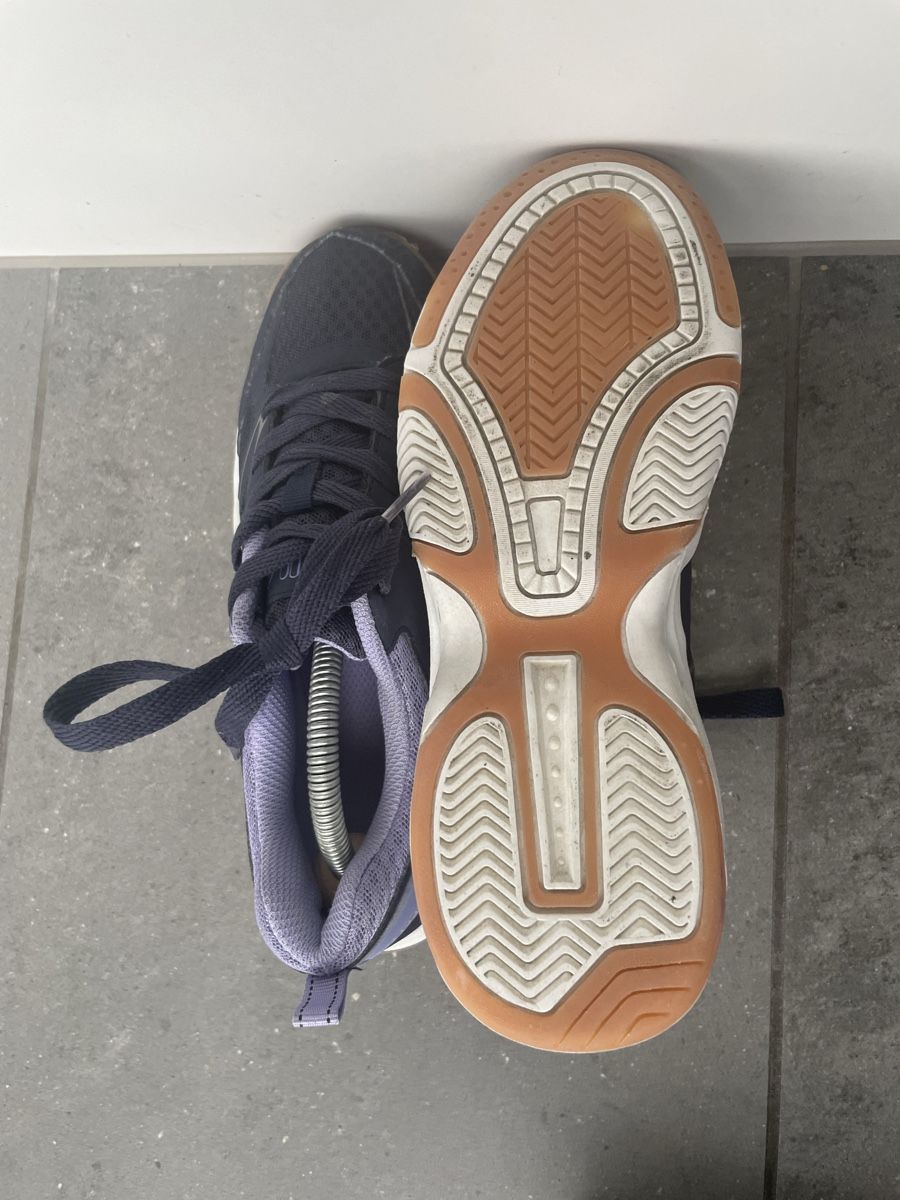 Fila Scarpe da uomo: Fila Hallenschuhe Grösse 36 – Usato da Dübendorf venduto da Blume1235 4