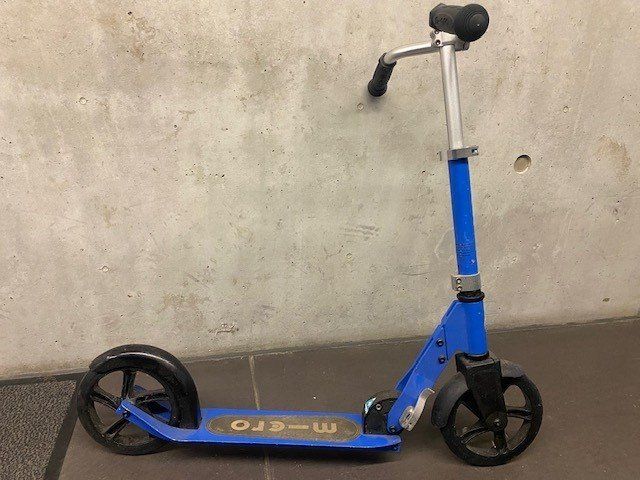 Micro Kickboard: Gebrauchtes Micro Kickboard – Usato da Volketswil venduto da Sami04 1