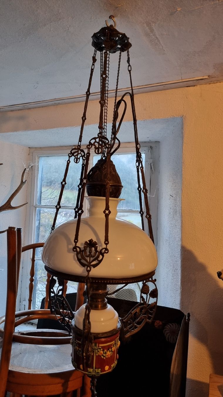 Lampade: Elektrifizierte Petrollampe, – Usato da Sils im Domleschg venduto da platin01