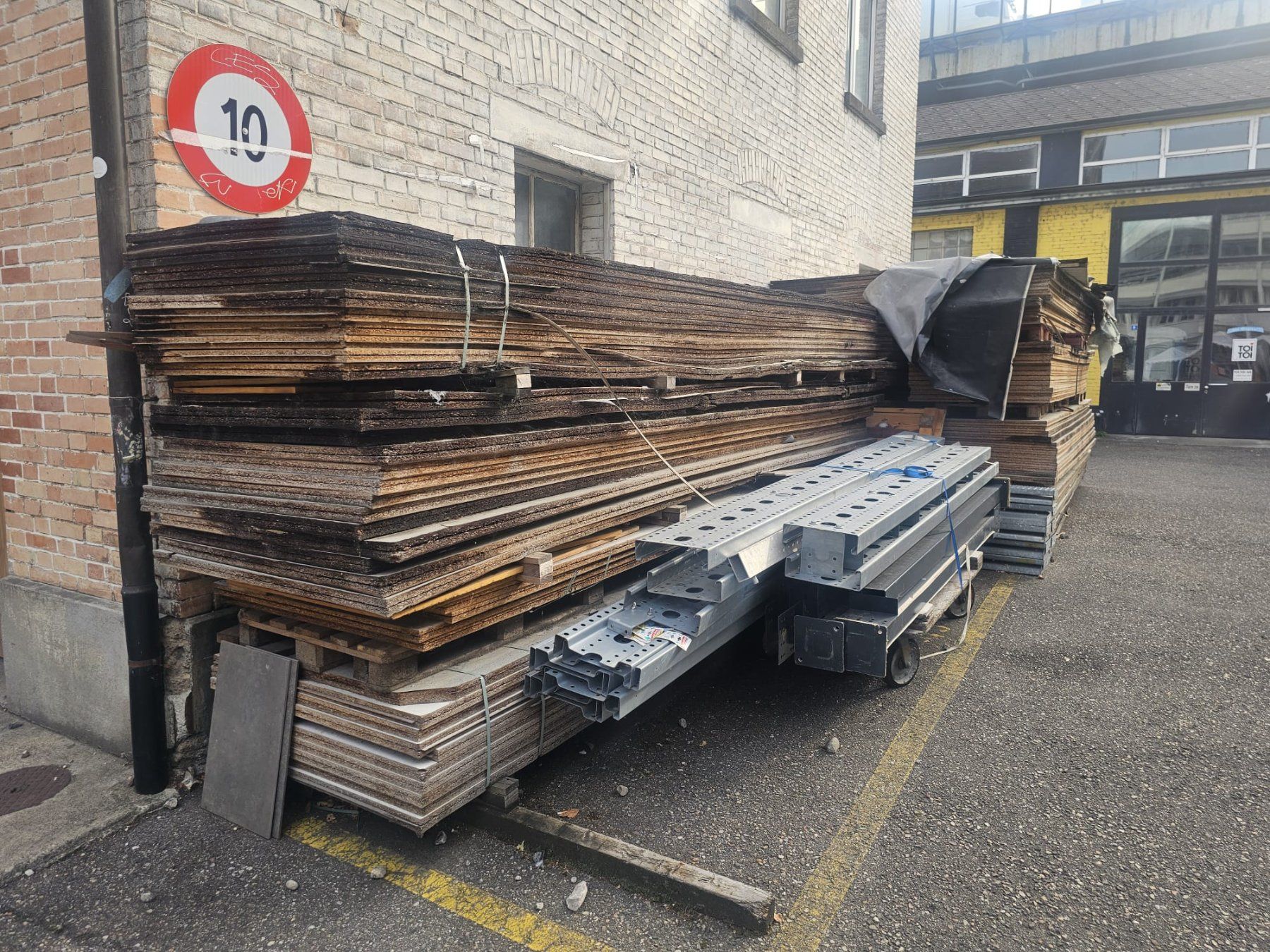 Articoli in legno: Holz Bret  B105x520x4 cm – Usato da Basel venduto da Ljubi4 1