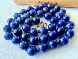 Sodalith Vintage-Kette/handgeknüpftes Unikat Leuchtend blau