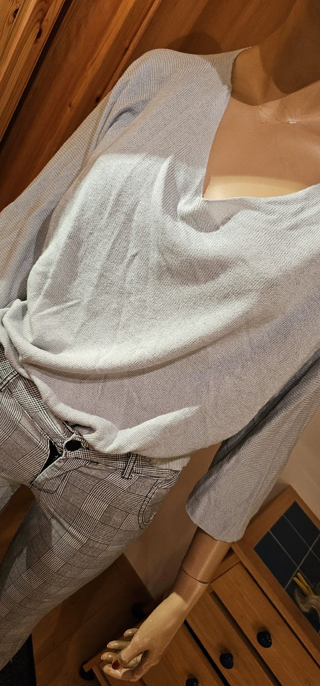 Kleiderpakete: hammerschöne Hose xs, mit locker  und leichtem Pulli – Gebraucht aus Ferden von jemyce 2