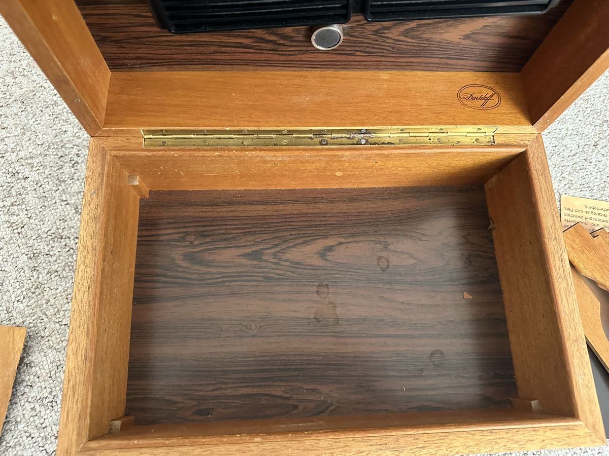 Davidoff Humidor per sigari: Davidoff humidor – Usato da Rheinfelden venduto da CollectorChoice 2