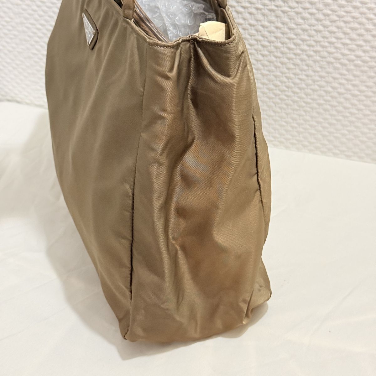 Prada Sacs: Prada Tessuto Tote Bag Beige Brown Nylon – D'occasion à Geneve par DarlingVintage 2