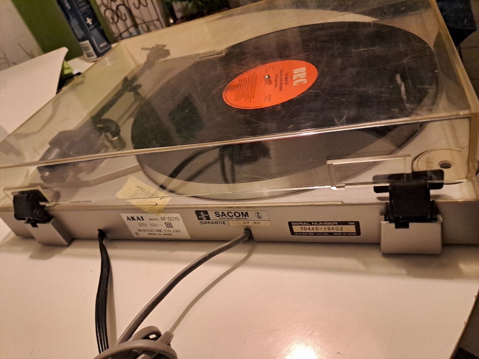Akai Giradischi: AKAI MODEL AP-Q310 QUARTZ FULL AUTOMATIC TURNTABLE – Usato da Uetendorf venduto da Essiggurken 3