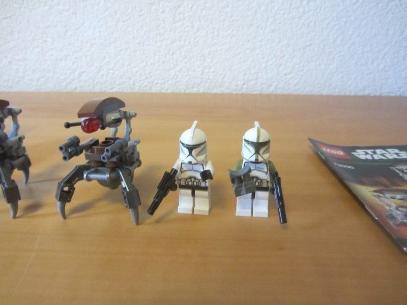 Lego Kit di costruzioni: LEGO Star Wars  75000 " Clone Trooper vs.  Droidekas " – Usato da Kreuzlingen venduto da Han-Solo-68 2