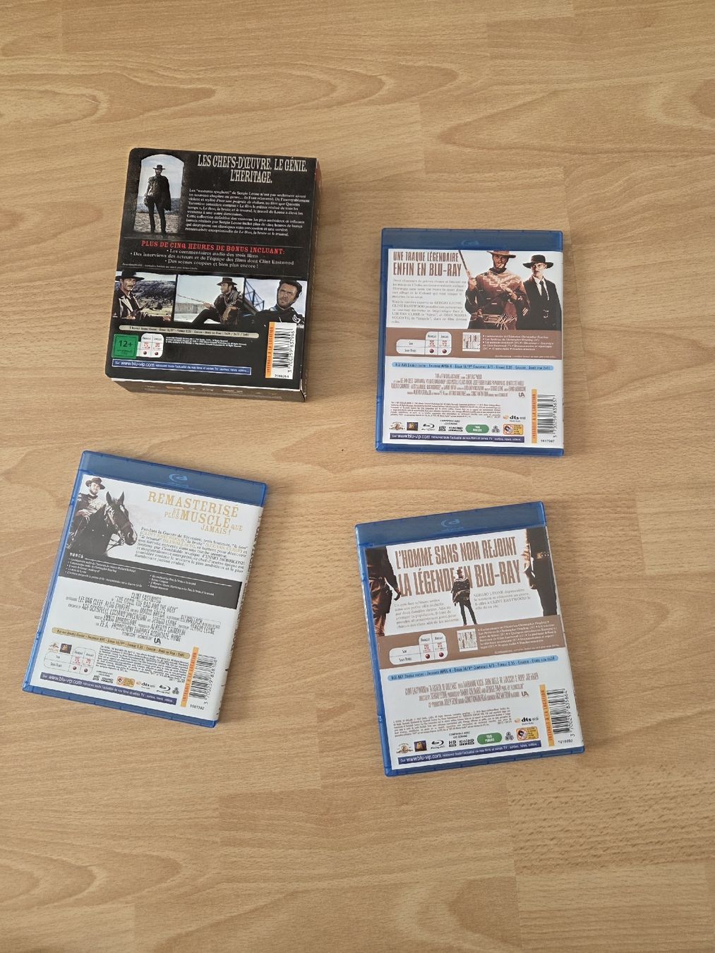 Tutti i DVDs: la trilogie du dollar coffret bluray  – Usato da Biel/Bienne venduto da Totalkelly 2