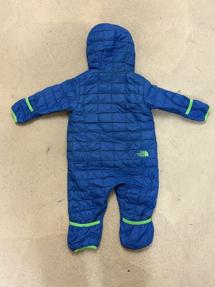 North Face Tute: Northface Overall Baby – Usato da Zürich venduto da schmickels 1