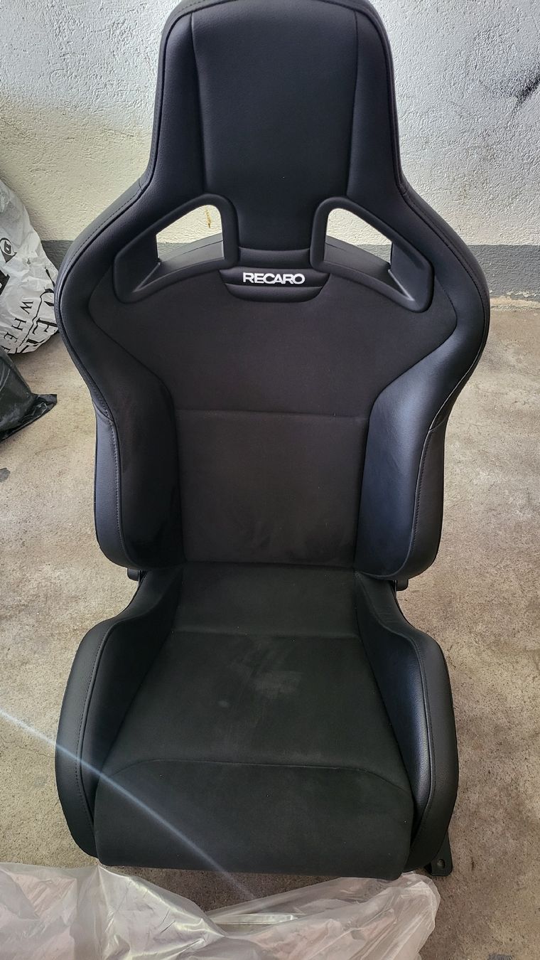 Recaro Toutes les pièces auto: Recaro Sportsitze – D'occasion à Jona par Guschtti