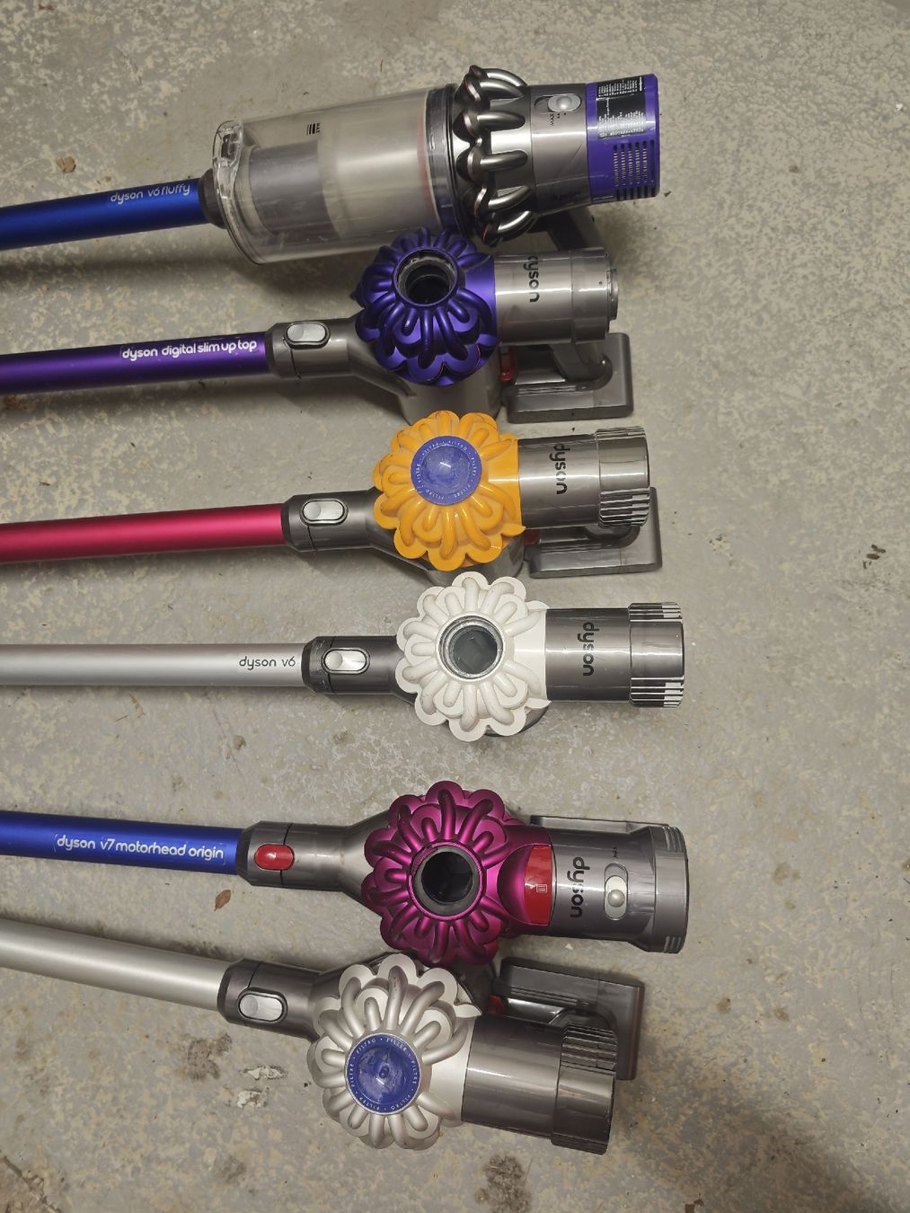 Dyson Aspirapolveri & Accessori: 6 Staubsauger Dyson v10 ab 1-.fr – Usato da Sarnen venduto da Laut_musik 5