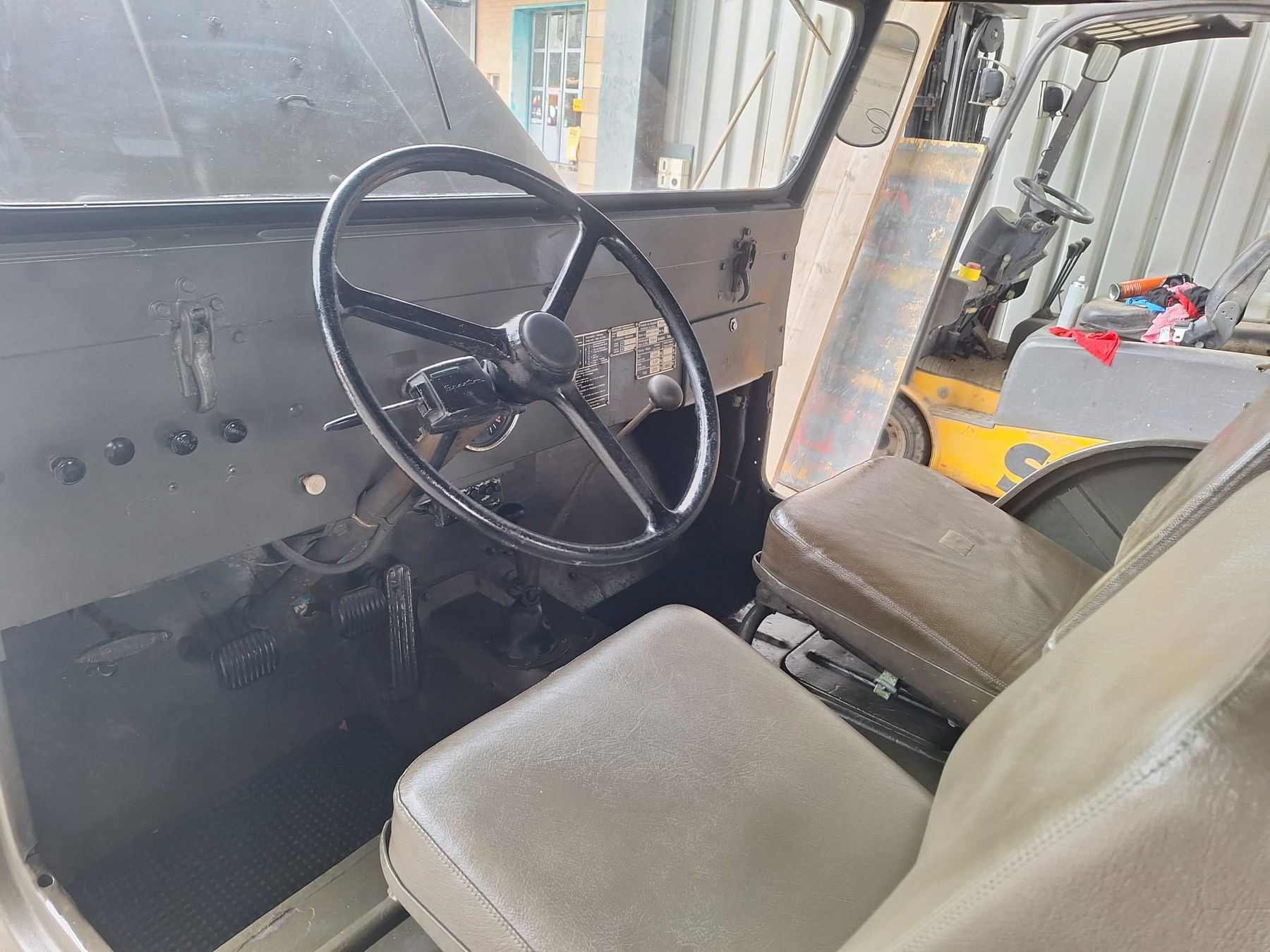 Jeep Autos: Jeep Kaiser CJ5 12V – D'occasion à Uzwil par dor_bn8k 5