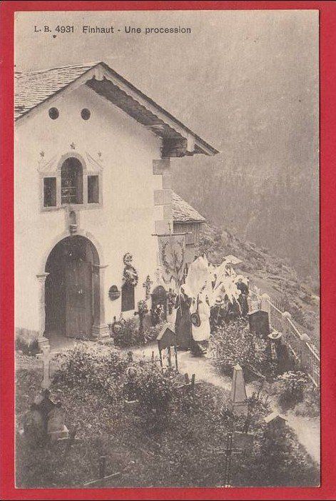Cartoline postali: FINHAUT UNE PROCESSION – Usato da Grüningen venduto da Kartenlaube