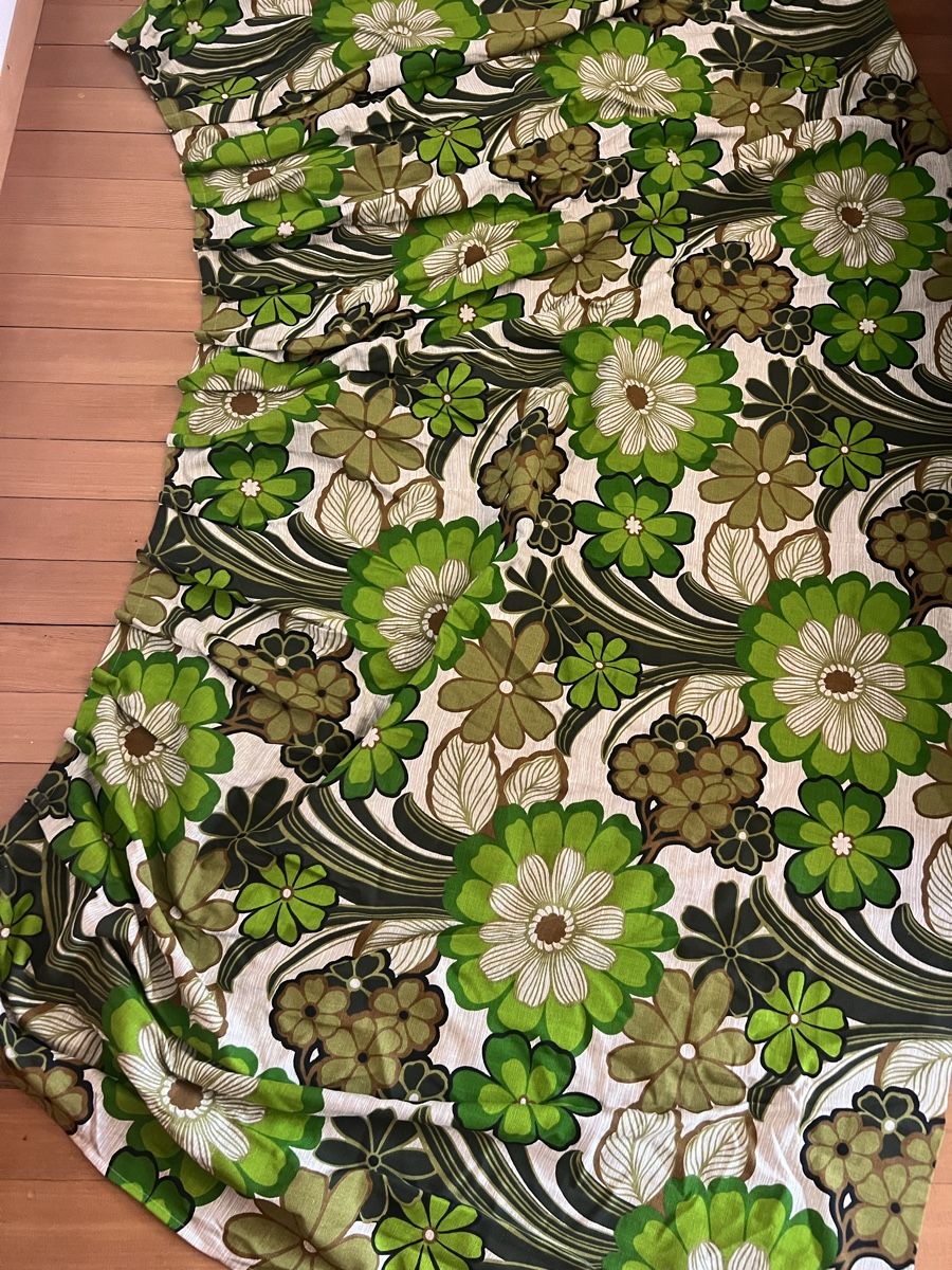 Tessuti: Original Vintage 70er Rock Stoff Meterware Blumenmuster – Usato da Bern venduto da reisetina
