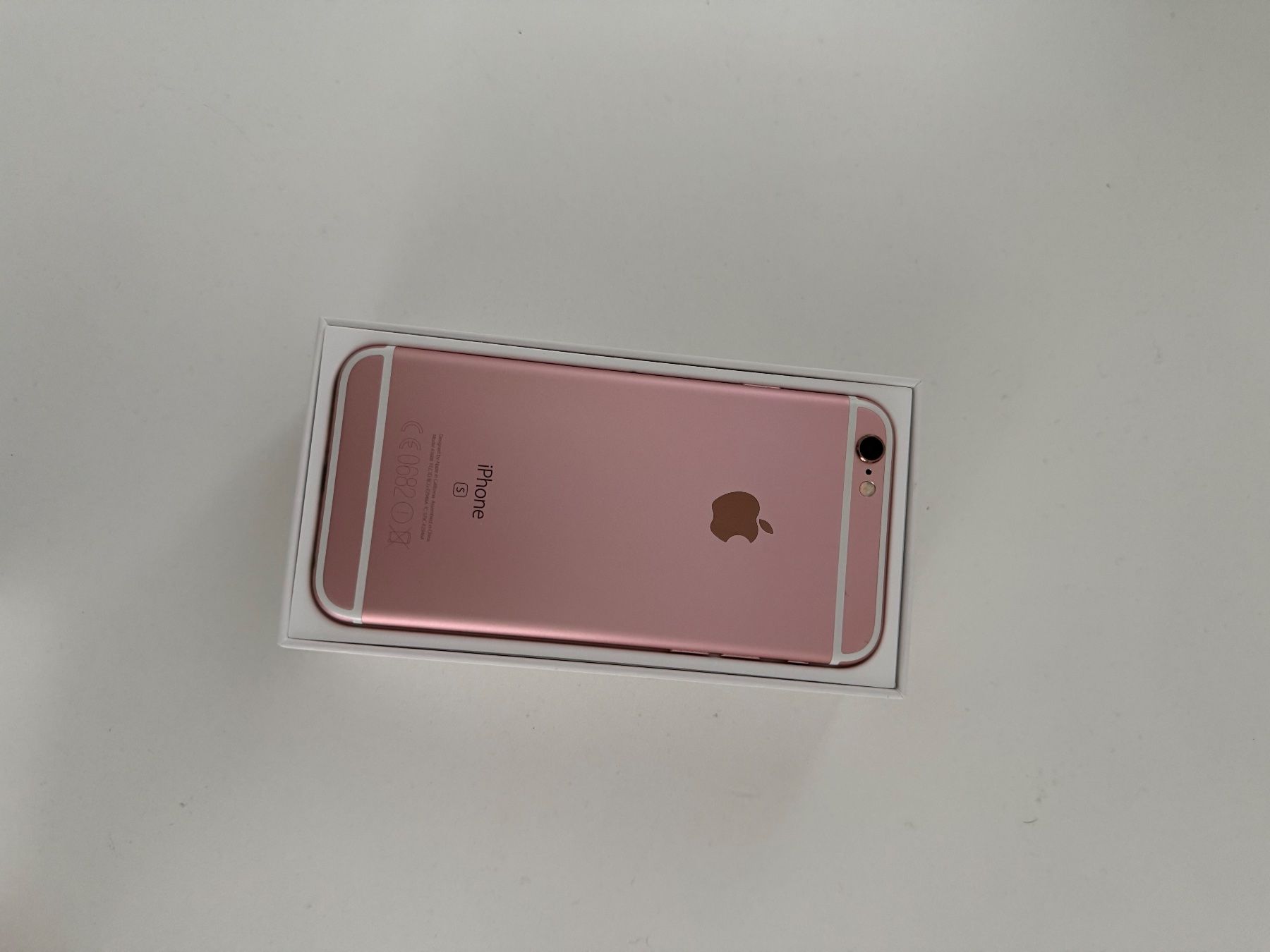 Apple Telefoni cellulari / Smartphones: iPhone 6S Roségold - 64 GB – Usato da Kirchdorf AG venduto da mai_d6dk 1