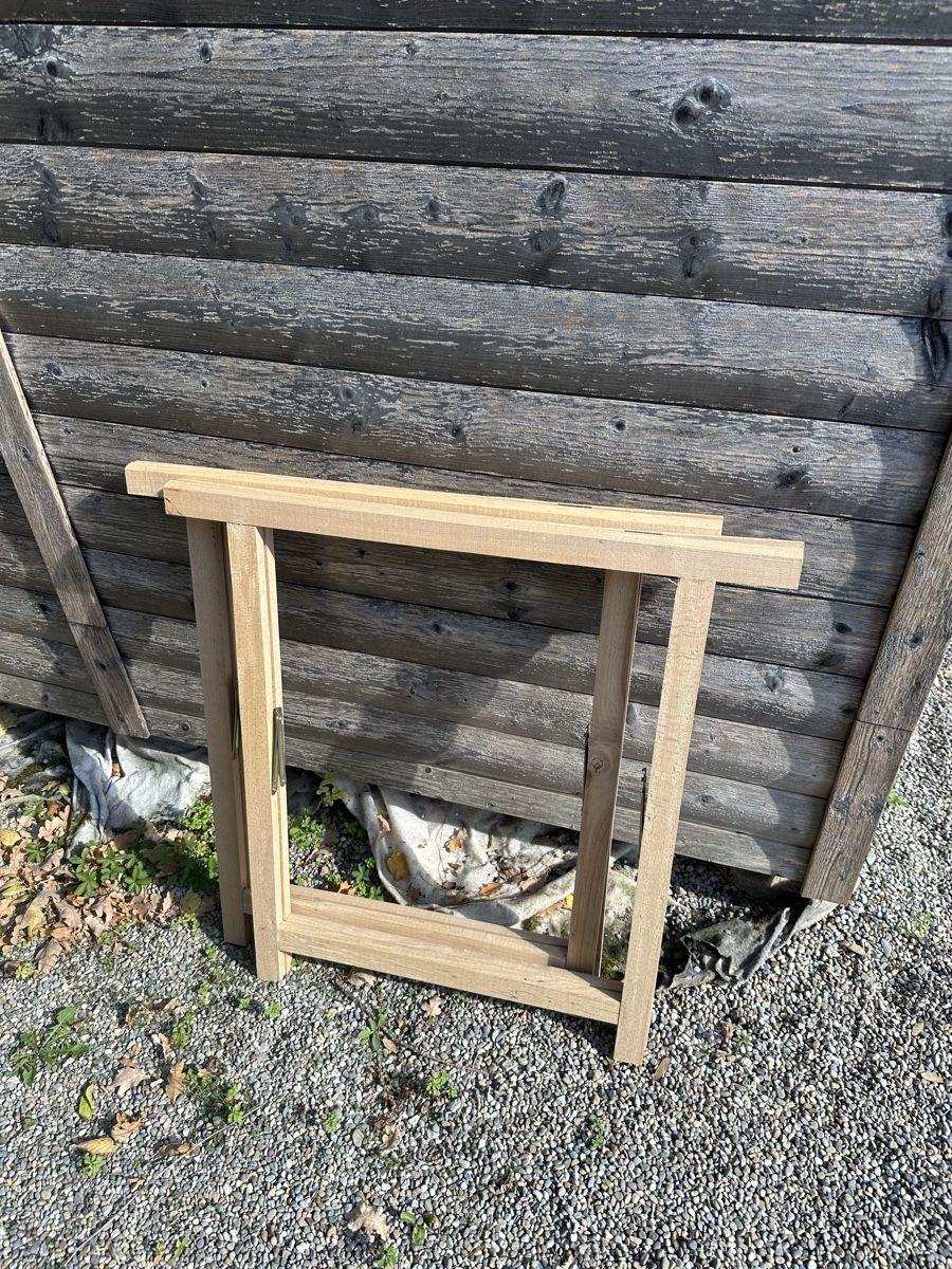 Altri mobili per ufficio: 4Stk. Holzböcke – Usato da Zollikerberg venduto da mic_6stb