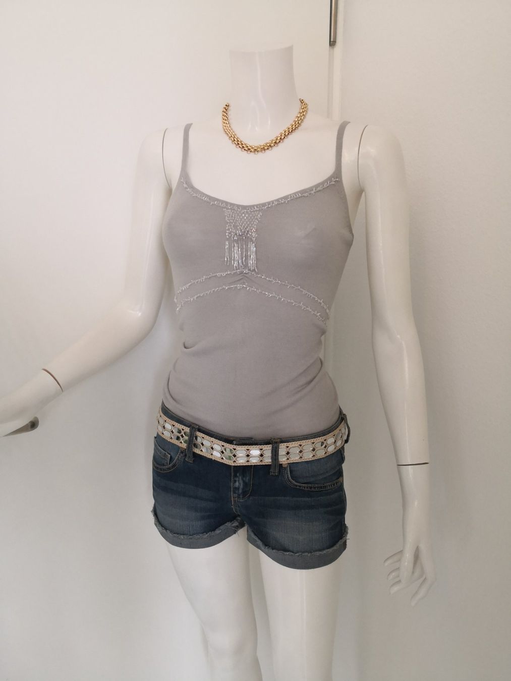 Mango Top: 🤩MANGO STRICK-TOP GRAU MIT PERLEN – Nuovo (secondo la descrizione) da Olten venduto da Naja-Twins-Twins 4