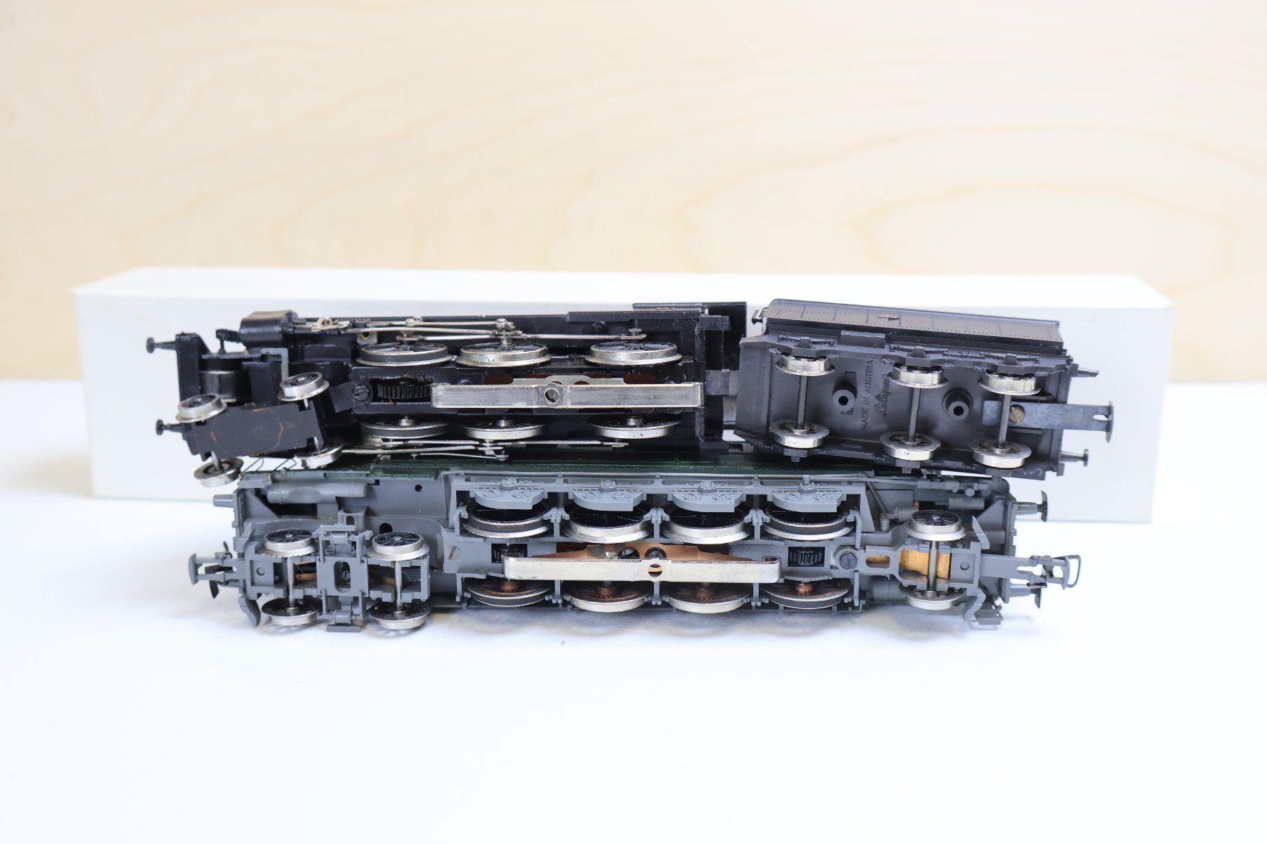 Liliput Modellini di ferrovie: Doppelpack 2 x Liliput SBB Dampflok / Ae 4/7 E-Lok H0 AC – Usato da Winterthur venduto da Monstera 7