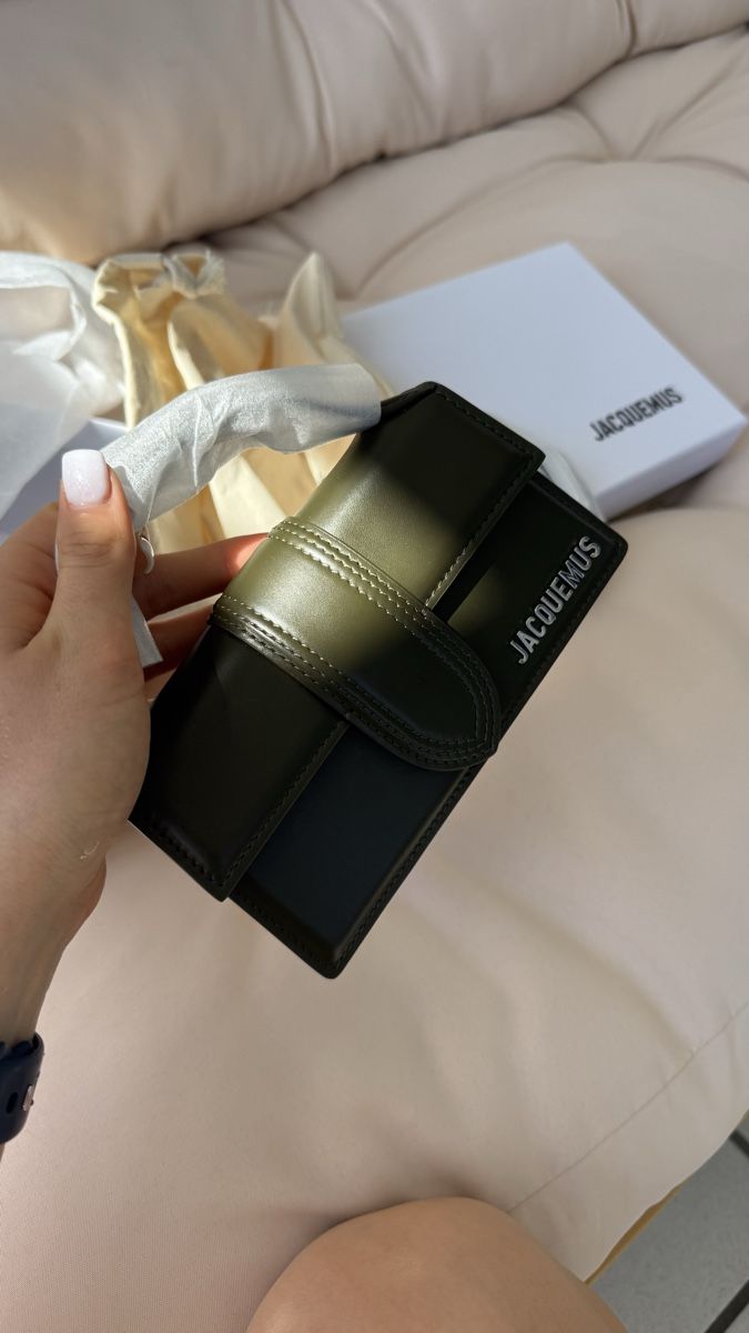 Jacquemus Borse da donna: Jacquemus La Bambino Farbe Grün – Nuovo e nell'imballaggio originale da Olten venduto da nah_x7mj 4