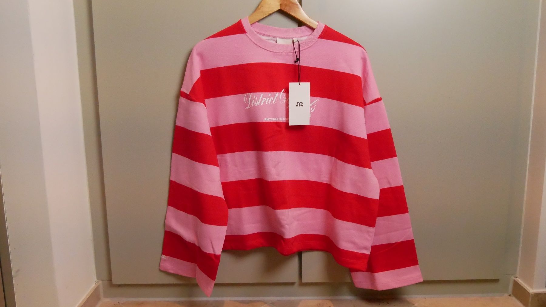 Pull&Bear Pullover & Sweatshirts: Pull & Bear Oversize Striped rot pink rosa Sweater Pullover – Neu und originalverpackt aus Zürich von julia_vina 1
